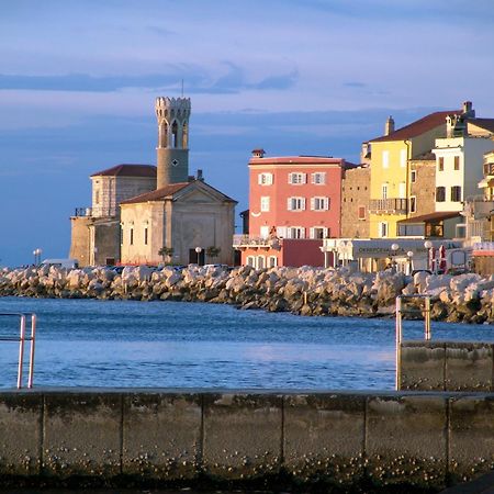 Bed and Breakfast Bed&Brekfast Donatella Pirano Esterno foto