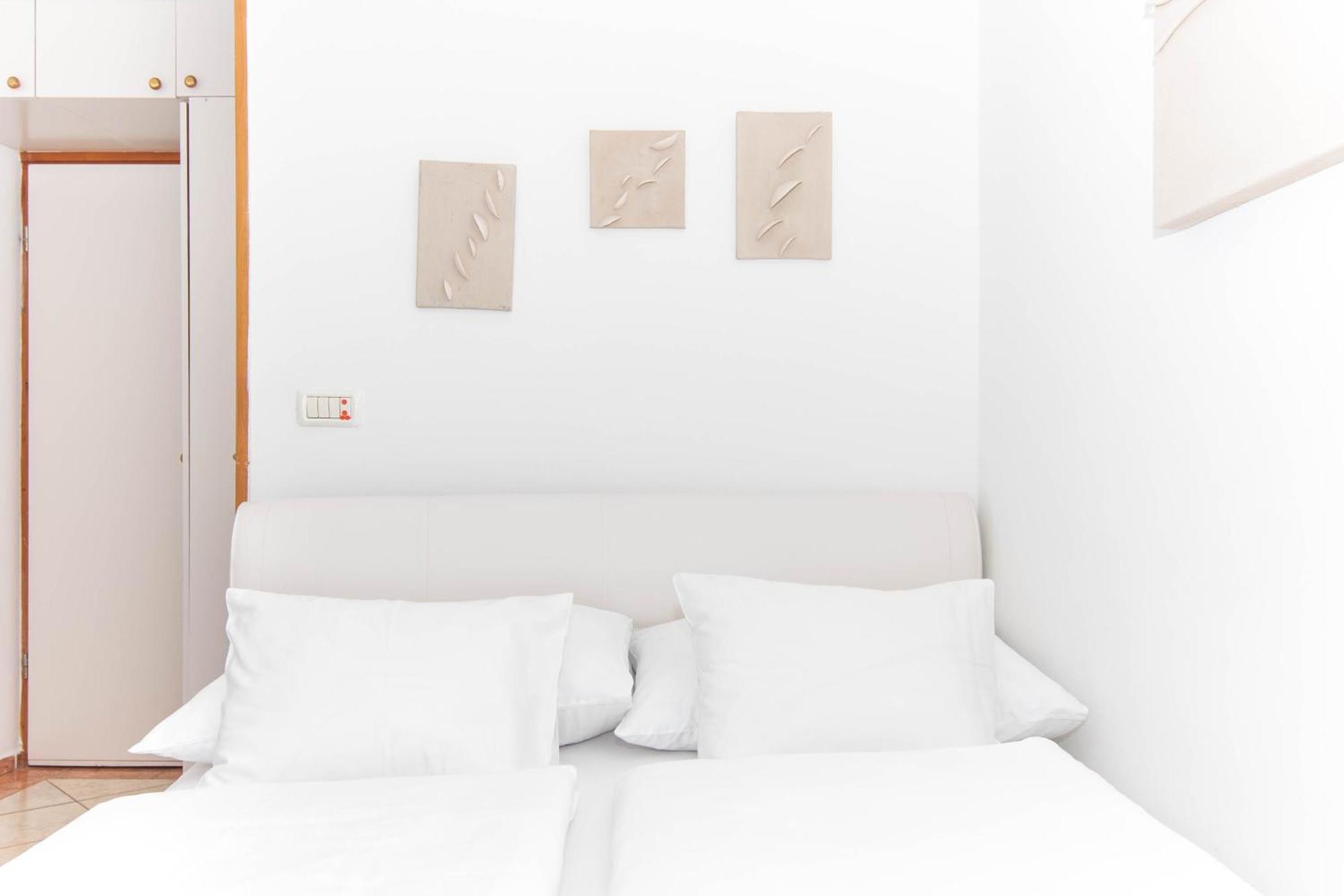 Bed and Breakfast Bed&Brekfast Donatella Pirano Esterno foto