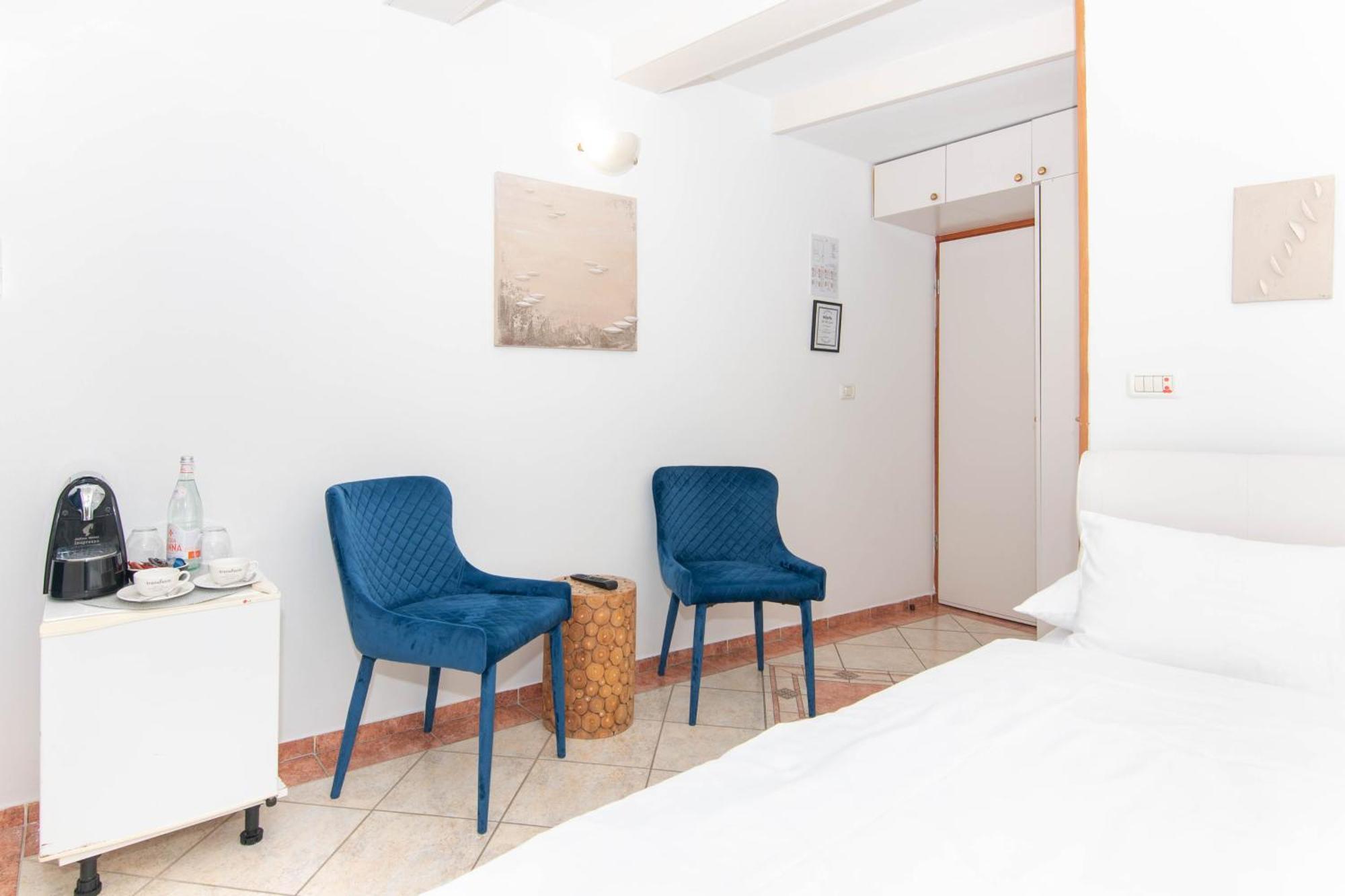 Bed and Breakfast Bed&Brekfast Donatella Pirano Esterno foto
