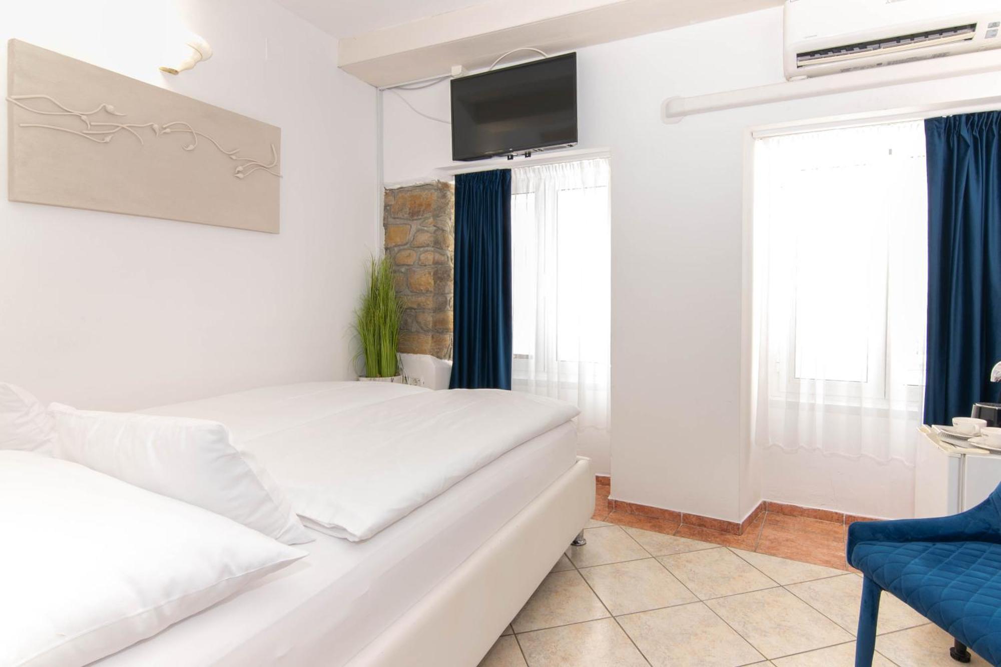 Bed and Breakfast Bed&Brekfast Donatella Pirano Esterno foto